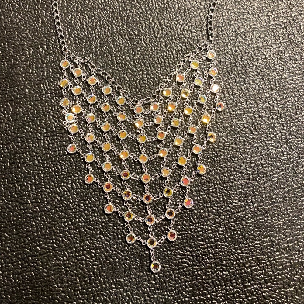 Touchstone Crystal necklace - Picture 2 of 5